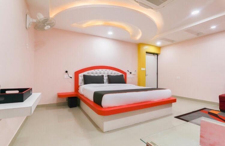 Collection O The Leaf Paradise Lucknow Exterior photo