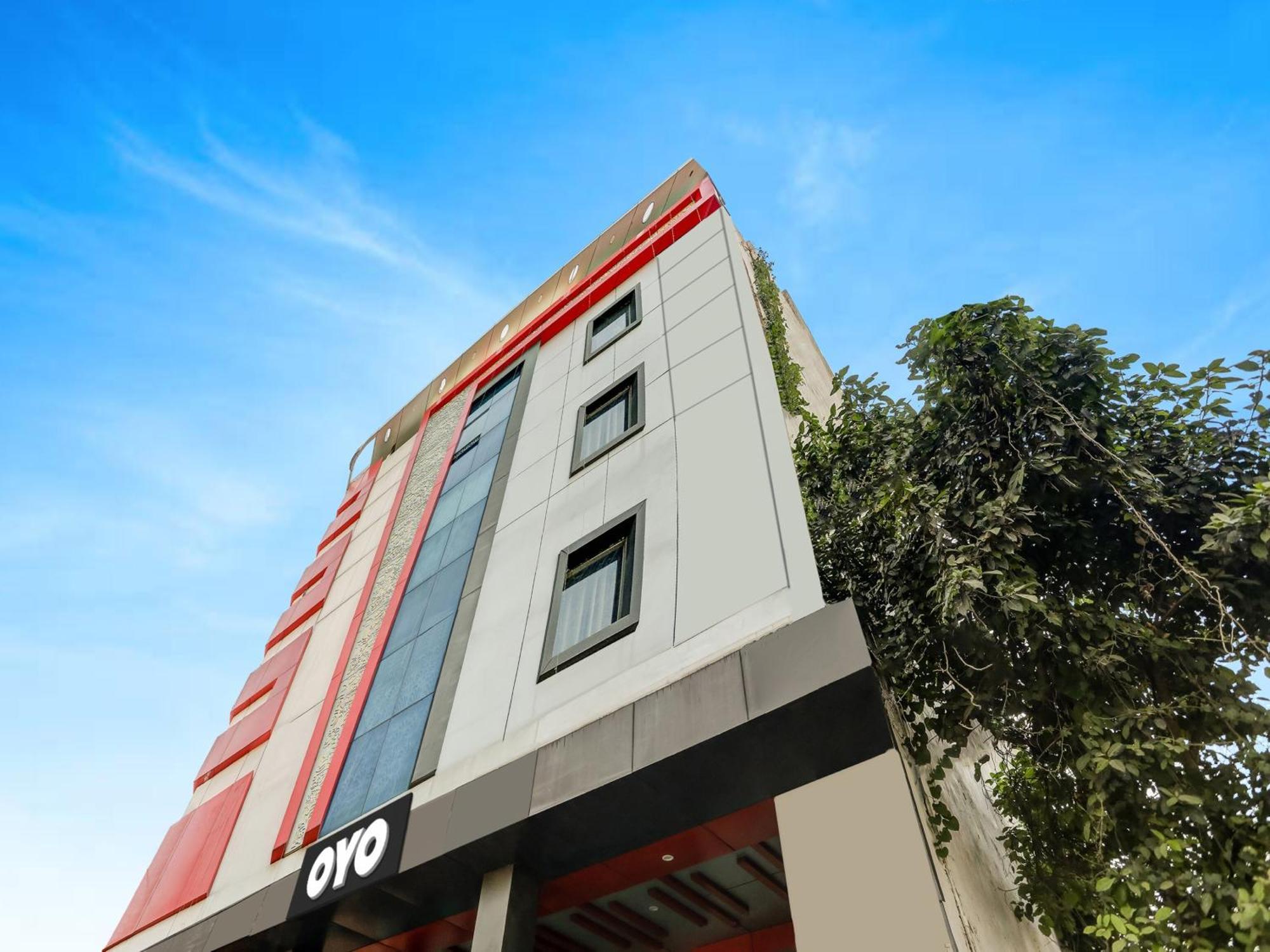 Collection O The Leaf Paradise Lucknow Exterior photo